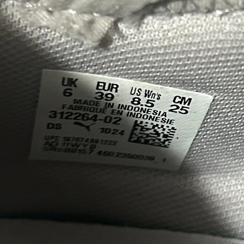 Puma Light Gray Mesh‎ Sneakers